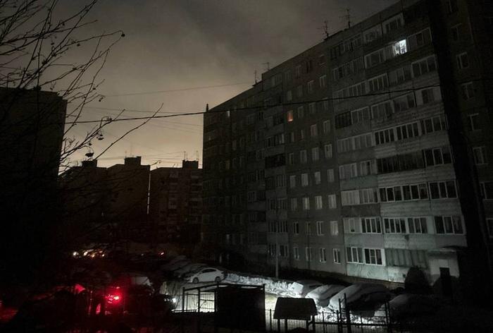 В соцсетях появились фотографии Мурманска после масштабного блэкаута. Фото © Telegram / Дмитрий Афиногенов