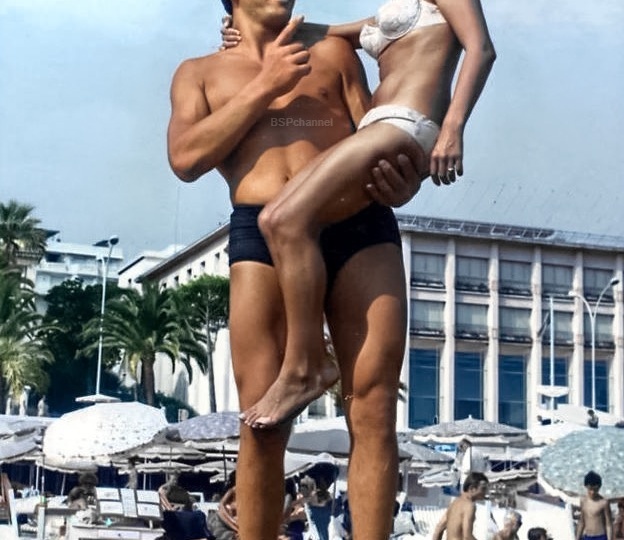 Подборка фотографий из прошлого, которые заставляют удивиться. 20 раскрашенных фотографий из ХХ века. Часть 25