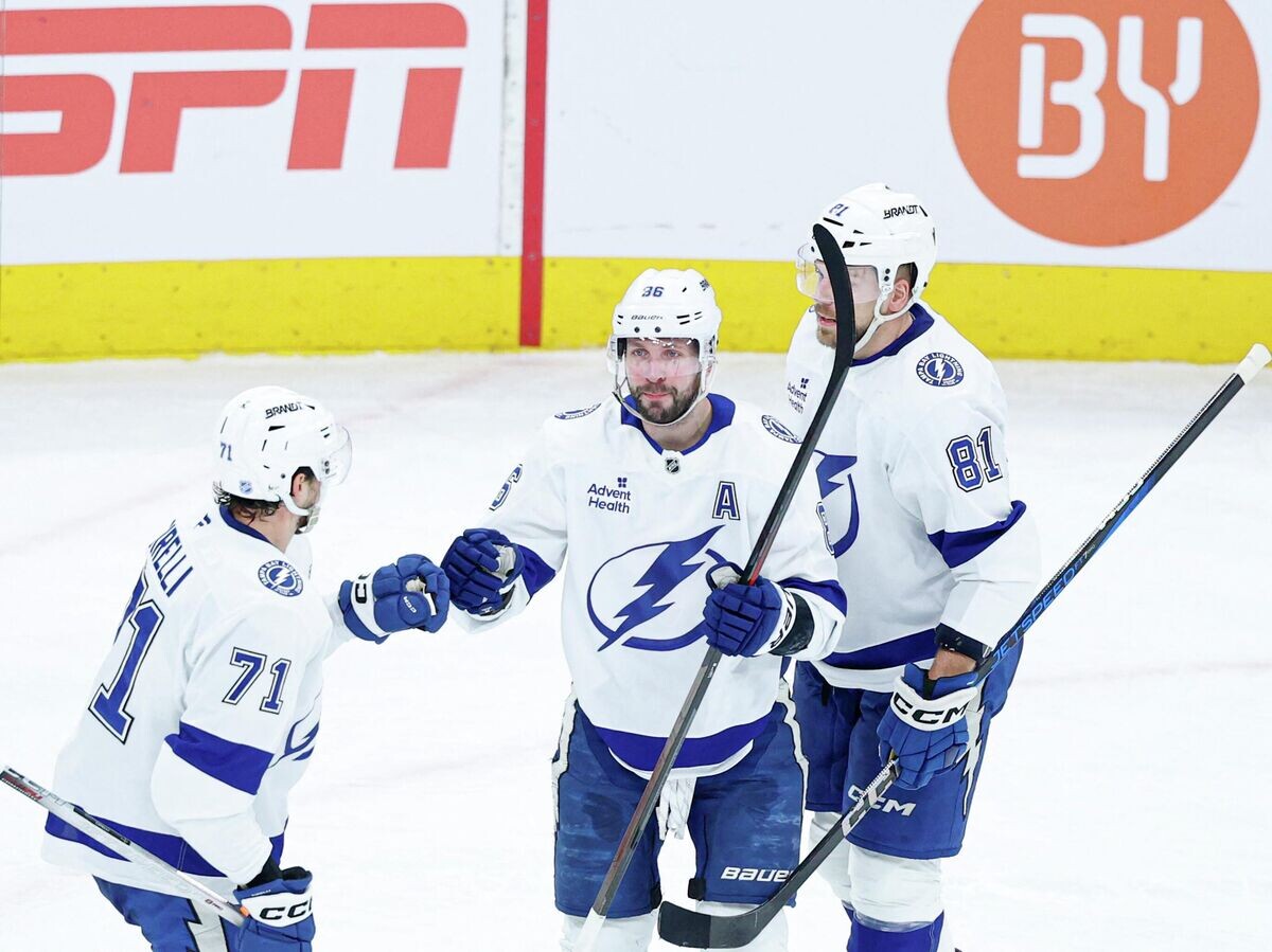    Хоккеист "Тампа-Бэй Лайтнинг" Никита Кучеров | © REUTERS / Kamil Krzaczynski