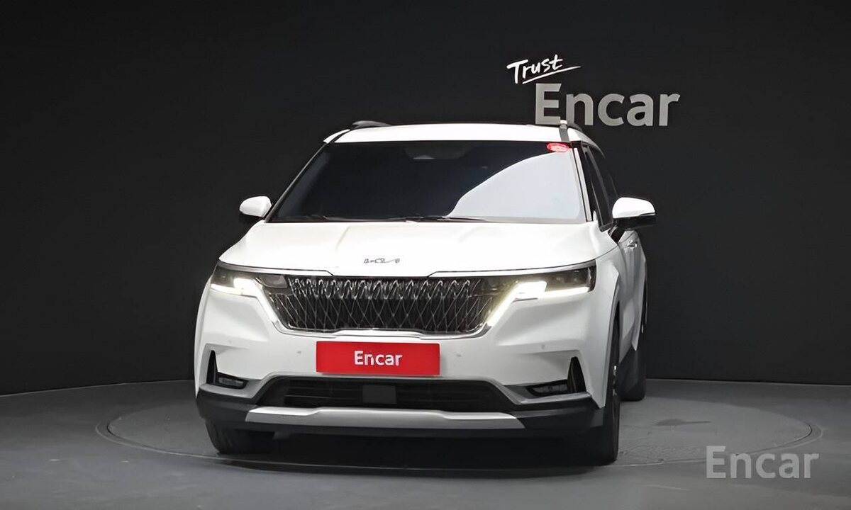 Kia Carnival. 2.2 л, 202 л.с., дизель, АКПП, передний привод. Источник: скриншот из Телеграмм канала "Япония Транзит"