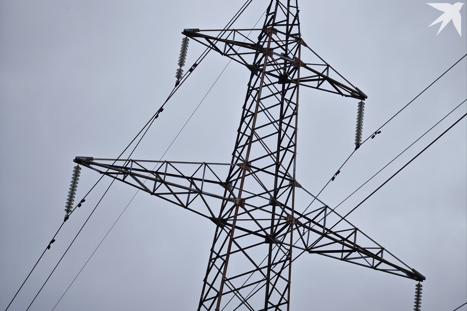    Всего в Мурманской области повреждены пять ЛЭП. Алексей БУЛАТОВ