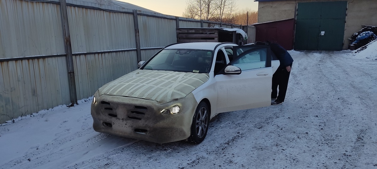 Крепись, Мордатый - впереди ещё 3,5 тысячи километров пути. 