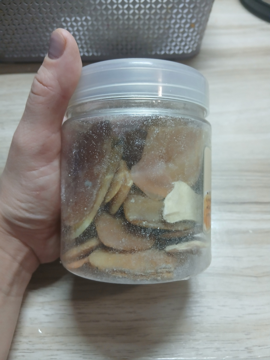 Остатки хозяйственного мыла. Будет готовить отдельной партией. 