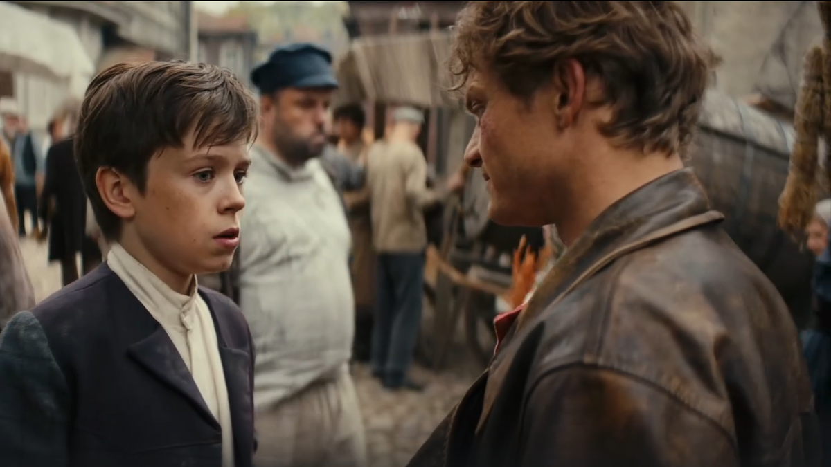 Кадр из филма Волчок (2025)