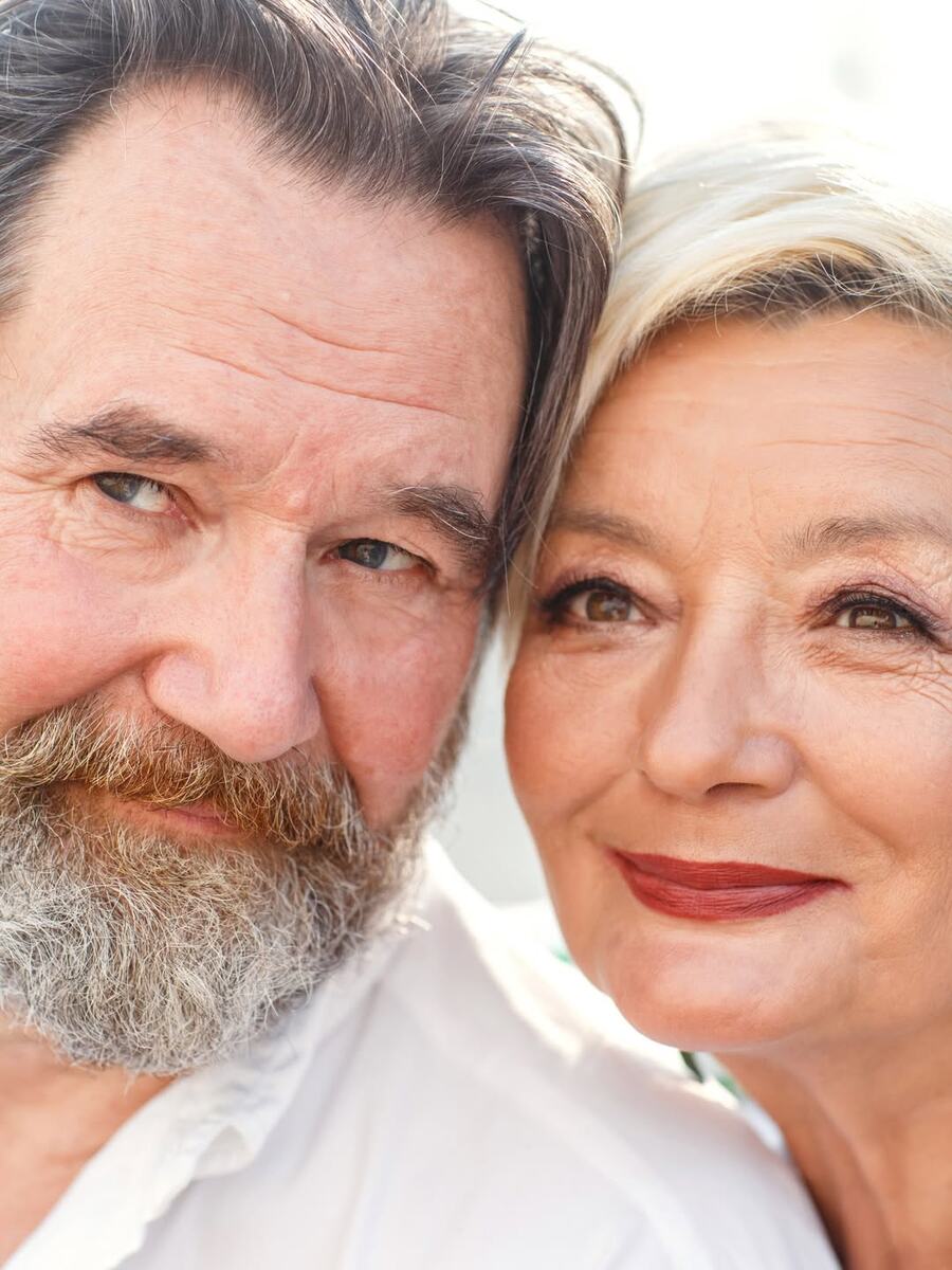    Отчим и мама Алисы ГребенщиковойСоцсети Алисы Гребенщиковой