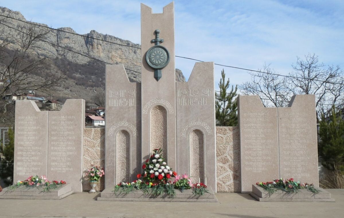 Самооборону Карин Така часто сравнивают с защитой Муса Лера