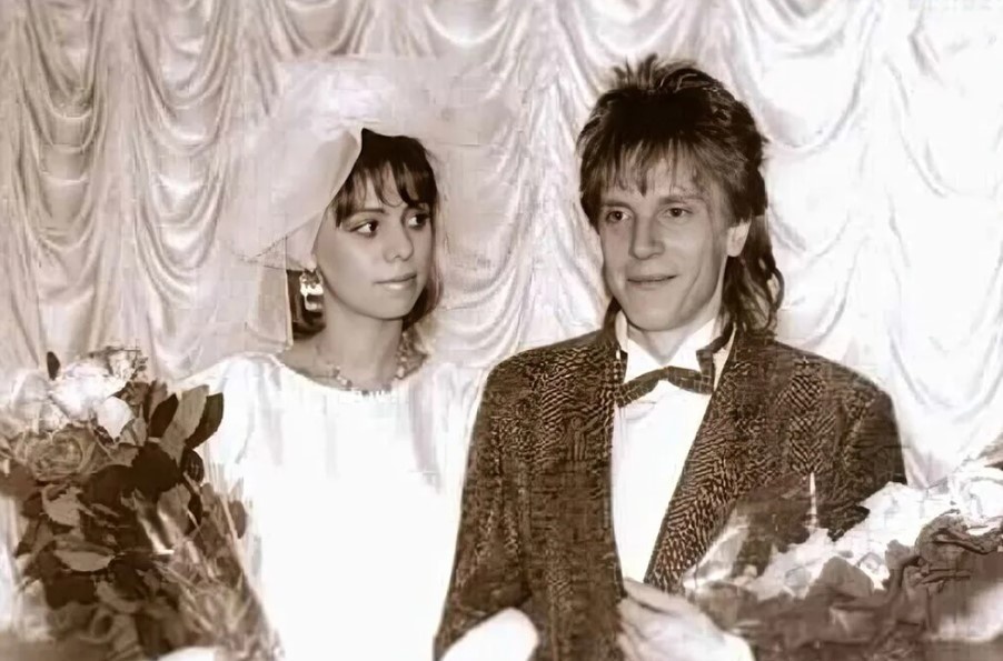 Виктор и Ирина Салтыковы в день свадьбы.