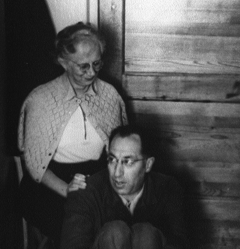 Карл Элиасберг с женой Надеждой Бронниковой. Они прожили вместе всю жизнь