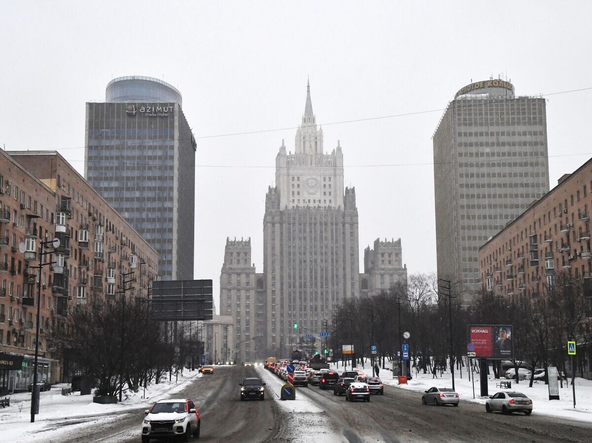    Здание Министерства иностранных дел РФ на Смоленской-Сенной площади в Москве | © РИА Новости / Наталья Селиверстова
