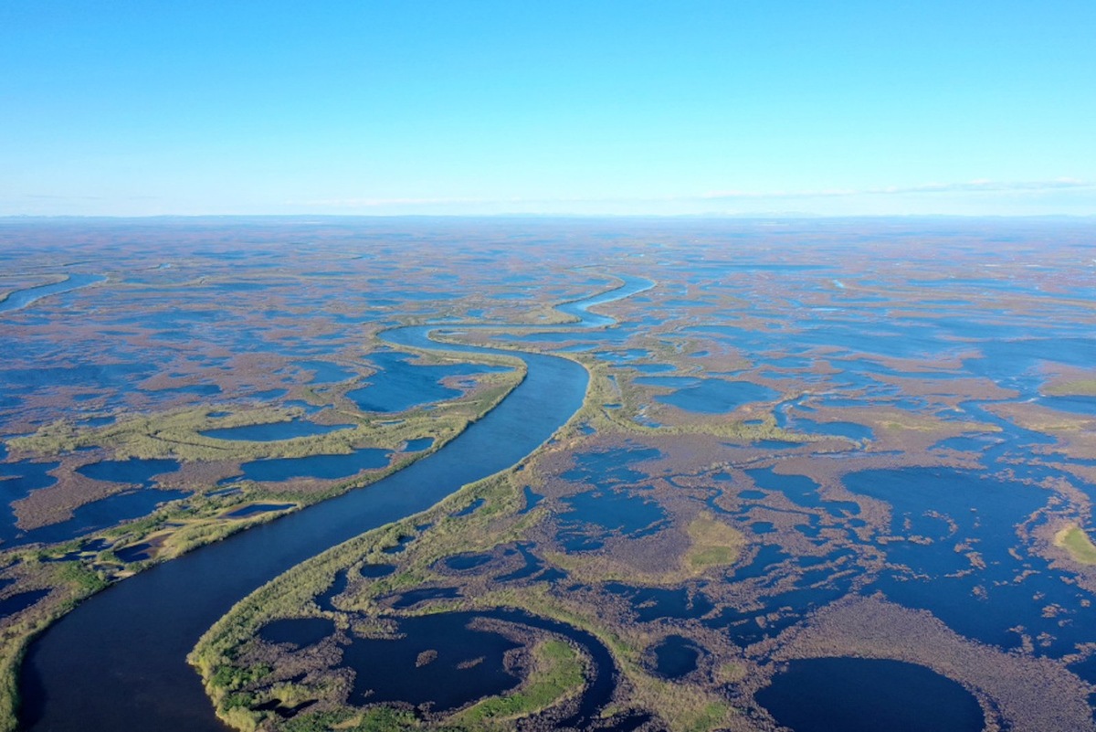    Климатические модели показывают, что сток будет увеличиваться примерно на 3% при увеличении температуры на каждый градус Цельсия.