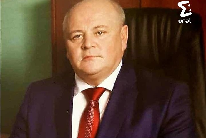 У главврача больницы №6 Екатеринбурга и его сына прошли обыски