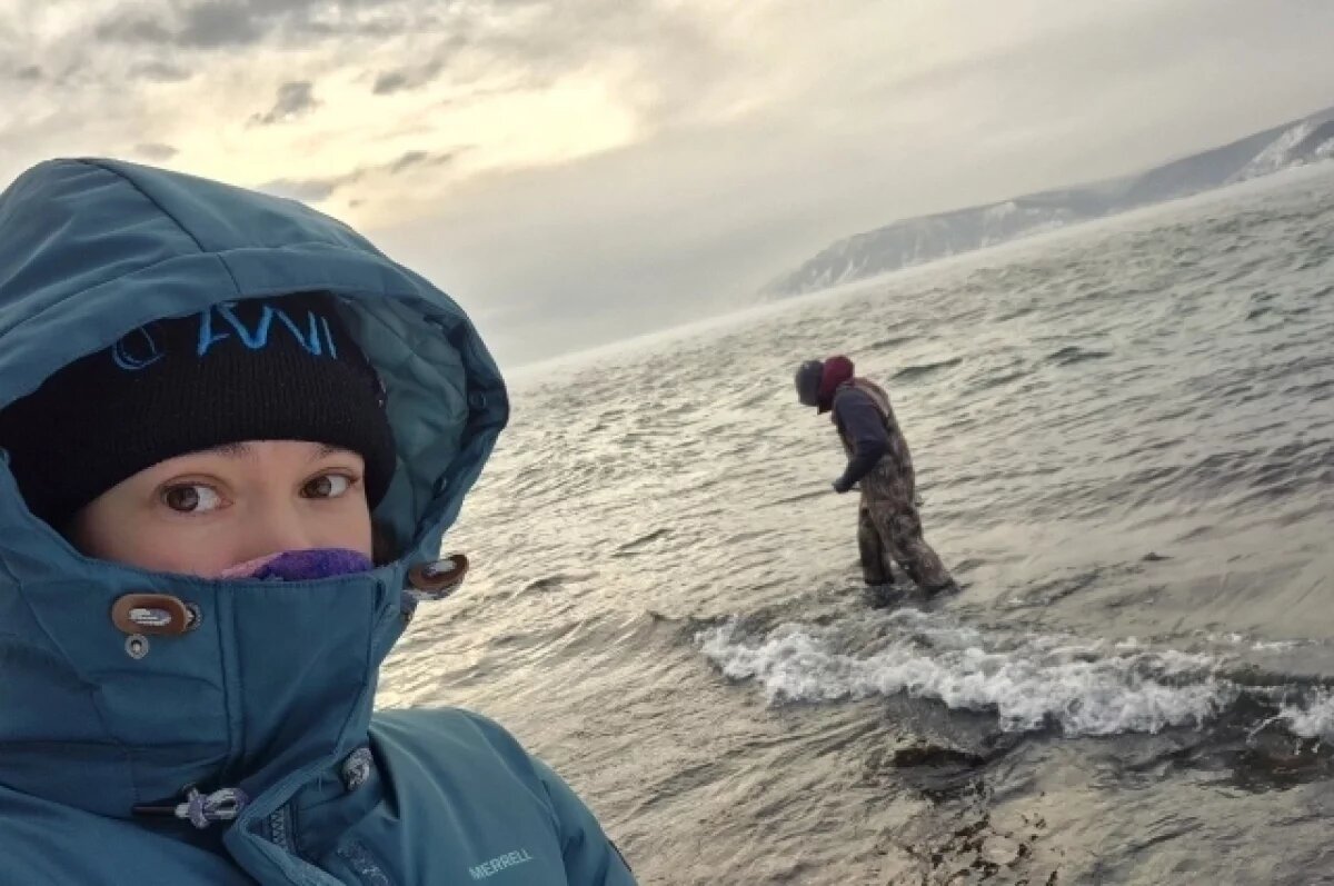    Иркутские учёные показали, как работают на Байкале в -37°C