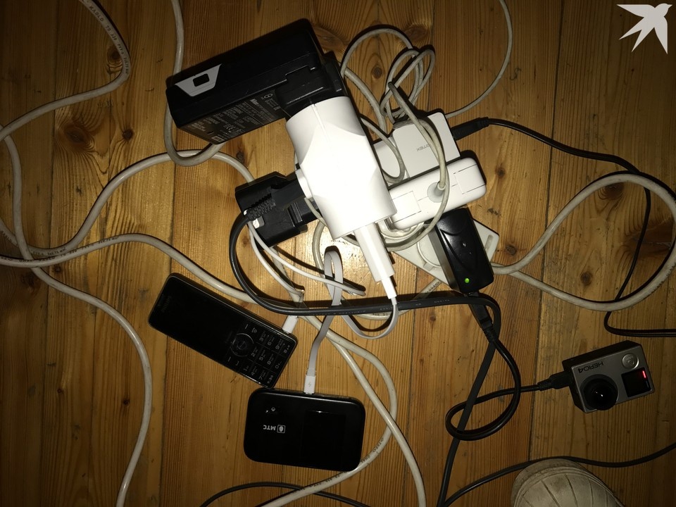    В Мурманске часть домов остаются без воды, отопления и электроэнергии. Виктор ГУСЕЙНОВ