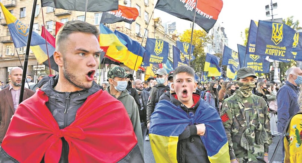 Украинские националисты продолжают разрывать страну на куски