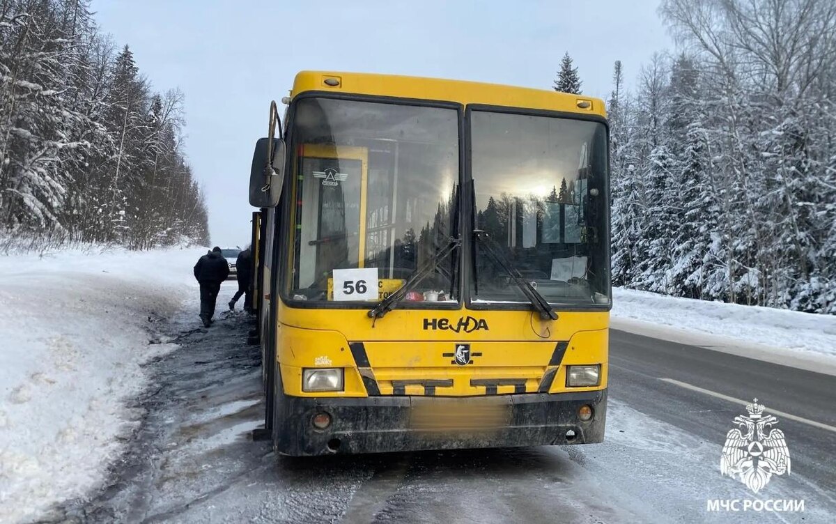    Автобус загорелся на выезде из Ижевска