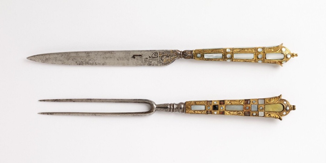 Скандальная биография вещей: Тени прошлого в наших руках