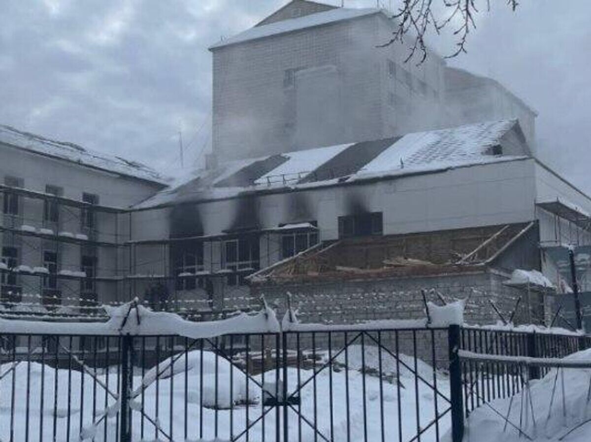    Взрыв в здании профессиональной подготовки МВД в Сыктывкаре | © Соцсети