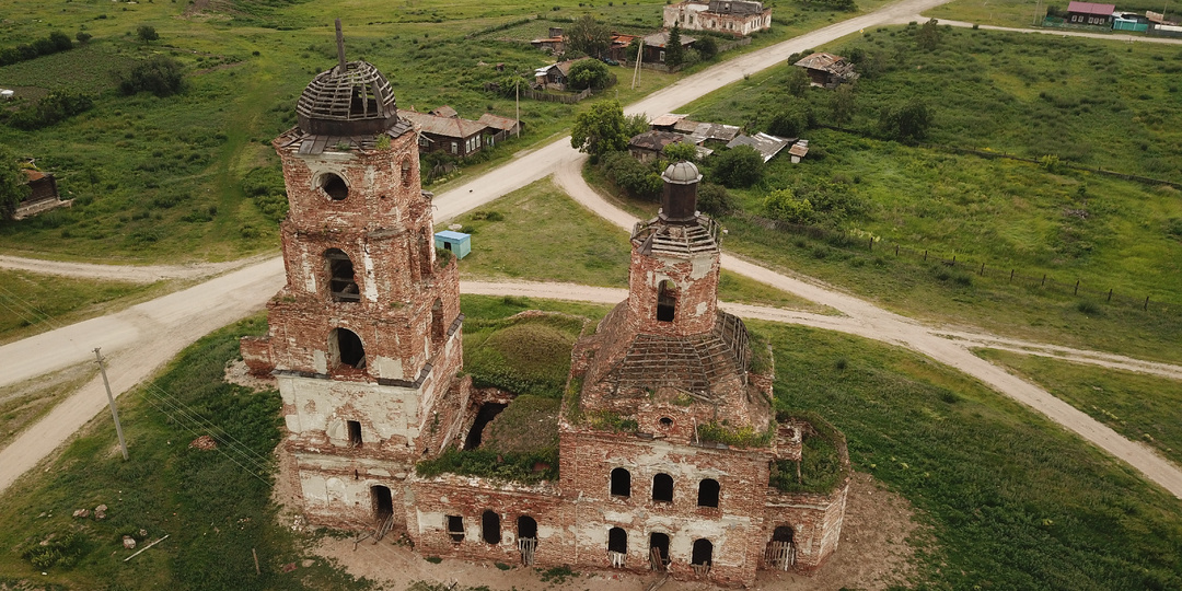 Побывали в двух заброшенных храмах Южного Урала. Рассказываем о местных легендах || фото и видео из поездки