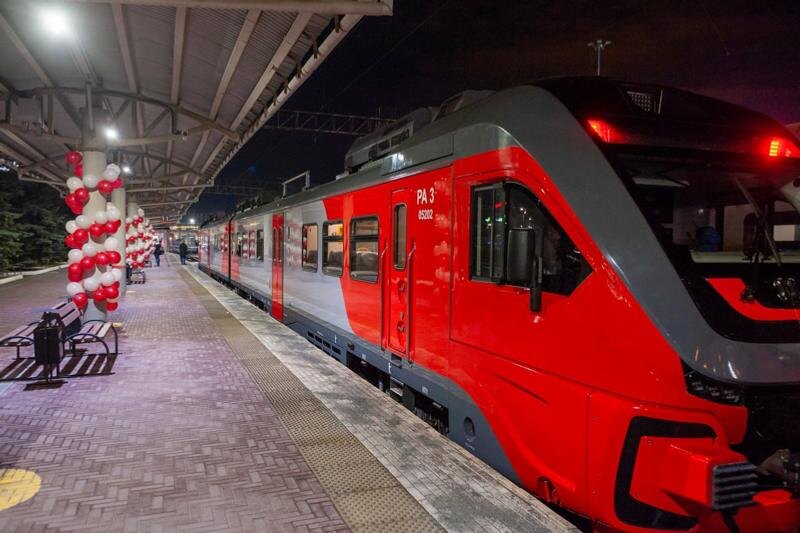    ЮУЖД. Поезд