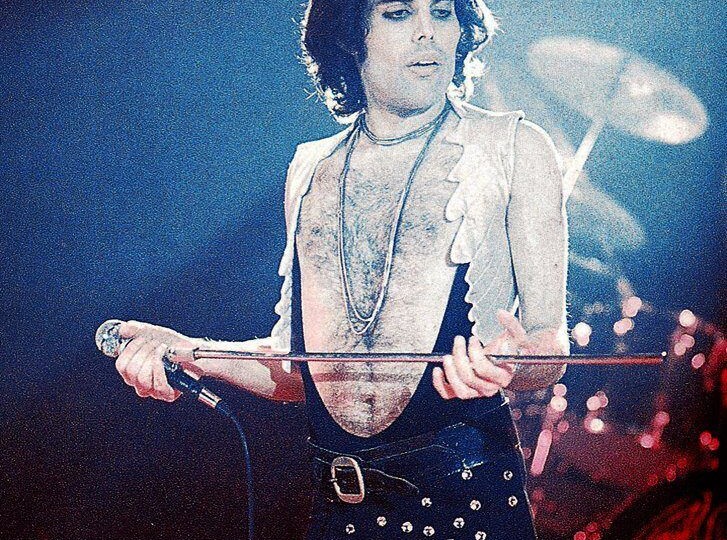 Коллекция редких вырезок о Queen (15)