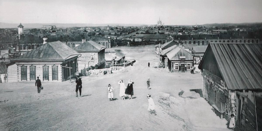 Почему русские деревни выглядели пустыми и голыми - и как отсутствие травы и деревьев на самом деле спасало людей