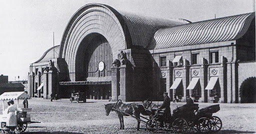 Железнодорожный вокзал в Выборге. Элиэль Сааринен и Герман Гезеллиус
1913 год.