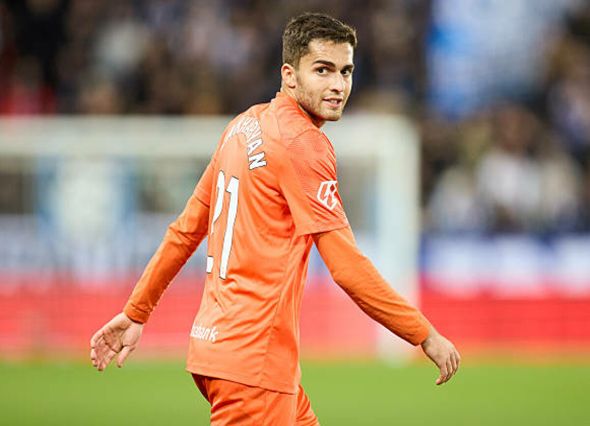     Испанцы о возможном уходе Захаряна: если «Сосьедад» хочет реально хорошего игрока из России, лучше купить Батракова