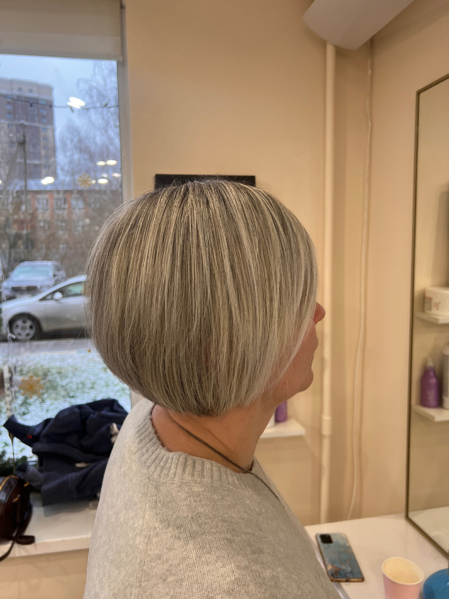 Очень сложно передать стрижки которые лежат сами собой 