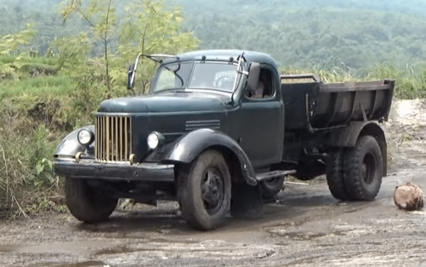 ЗИЛ-585: Классика советского автопрома