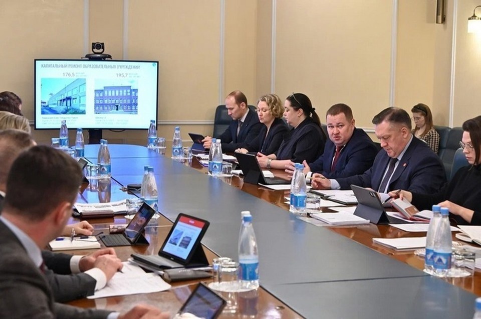    Глава региона призвал следить за сроками пресс-служба Главы и Правительства Удмуртии