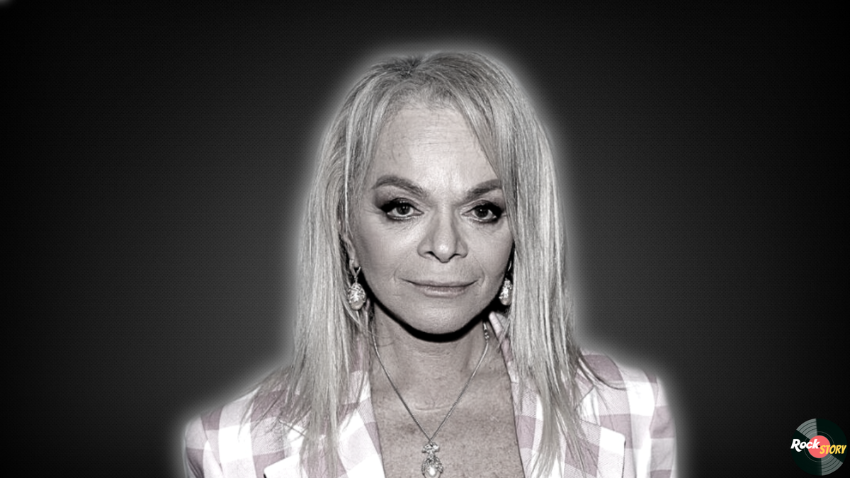 На фотографии: Лариса Долина