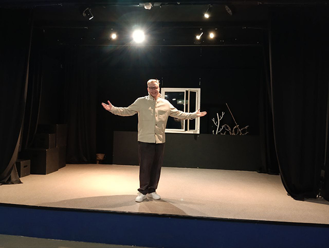 На этой сцене скоро состоится представление, которое всколыхнет умы