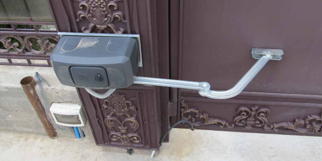 Автоматика для распашных ворот