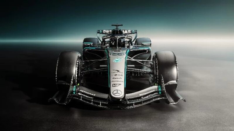     Mercedes W17 Фотогалерея: Презентация Mercedes W17