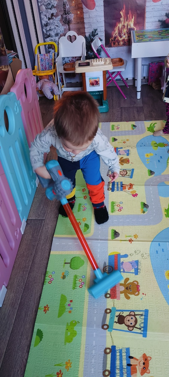 Весь в работе, весь в делах