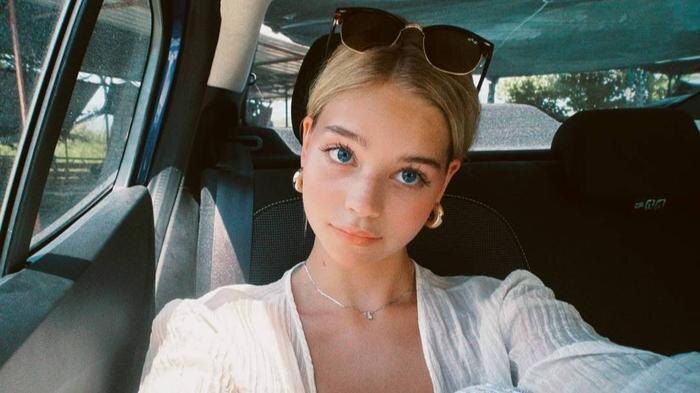 Вероника Журавлёва. Обложка © Telegram / Zhuravlikss