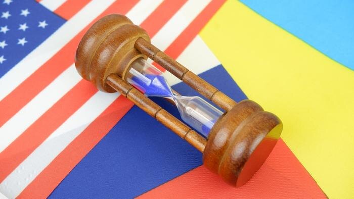 Обложка © Shutterstock / FOTODOM / Valery Evlakhov