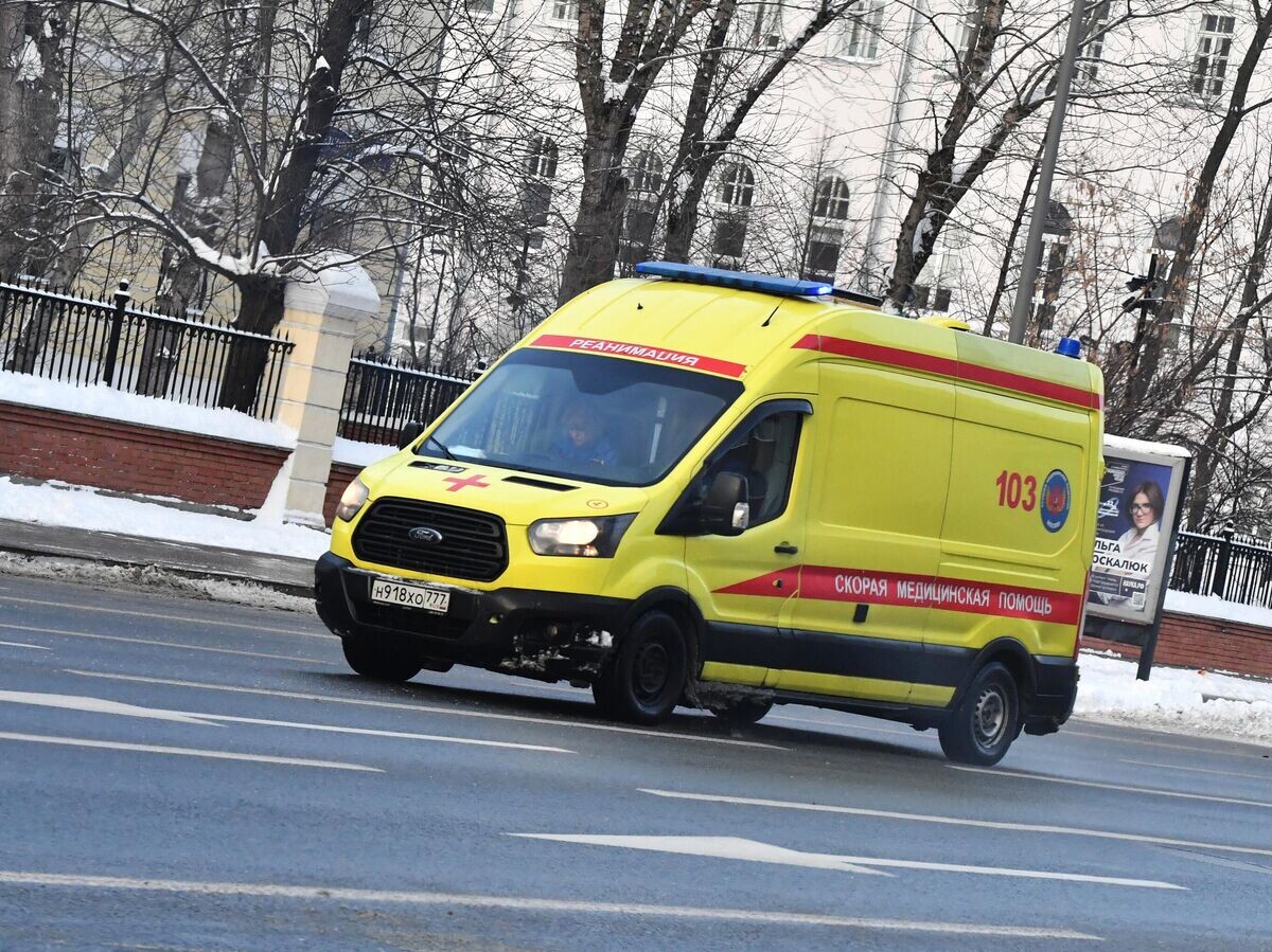    Автомобиль скорой помощи в Москве | © РИА Новости / Наталья Селиверстова
