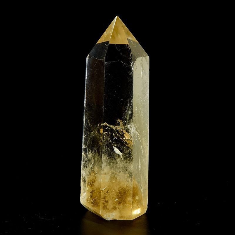 Природный кристалл цитрина