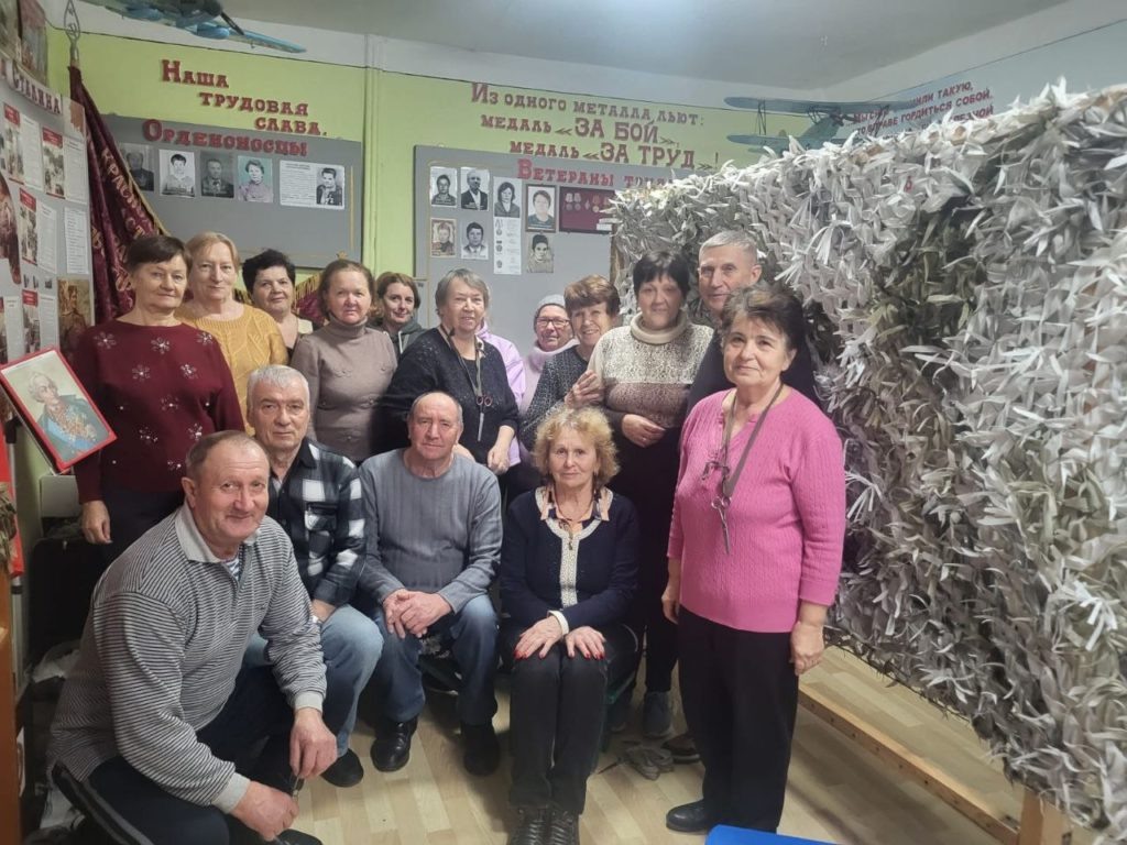    Фото добровольцев.