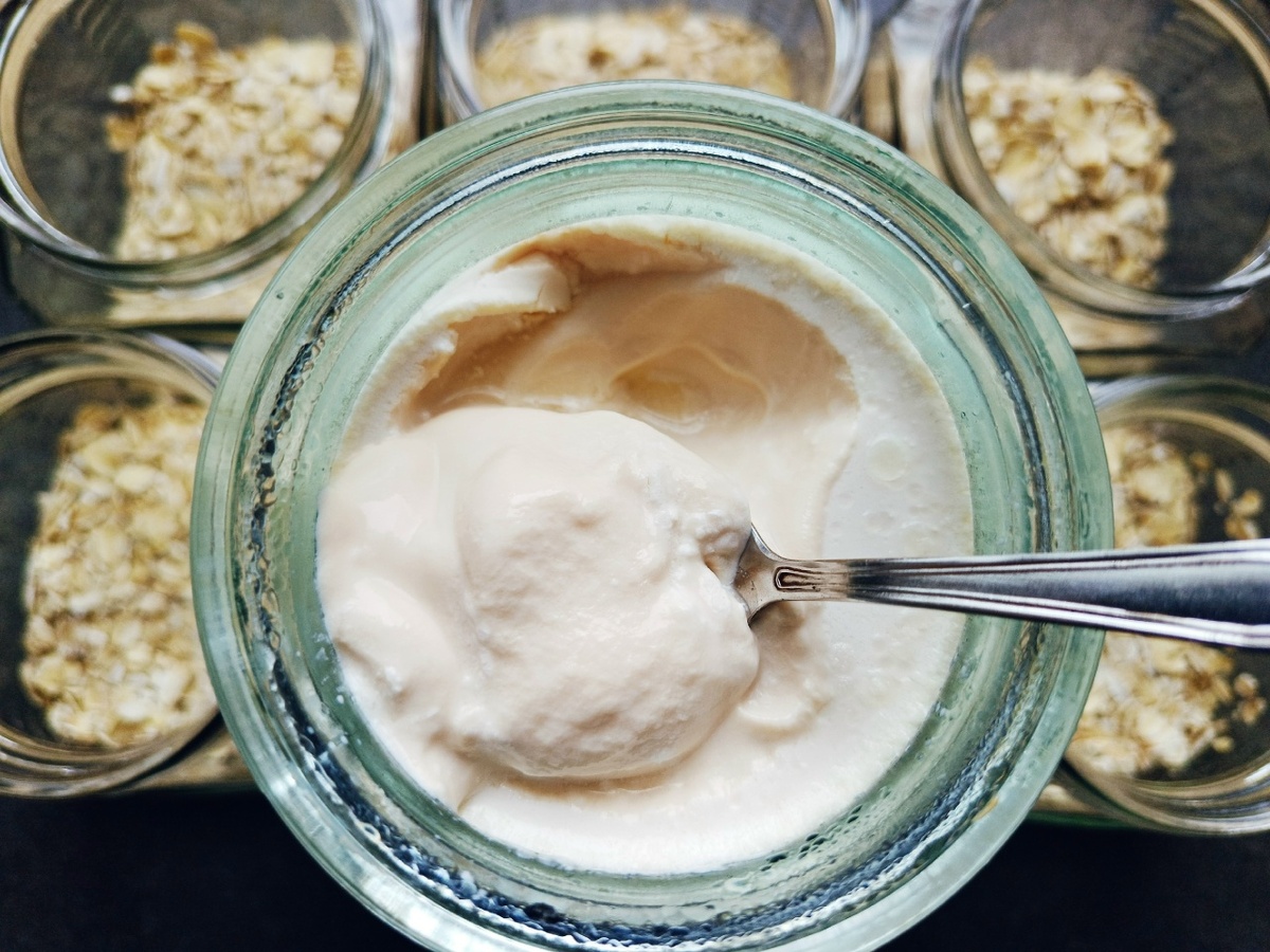 Овсянка и ряженка — это очень вкусно и полезно