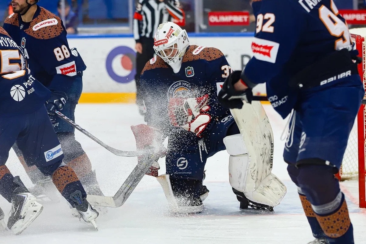    ХК «Южный Урал» второй раз подряд победил в матче домашней серии, обыграв ХК «Ростов» со счетом 3:2