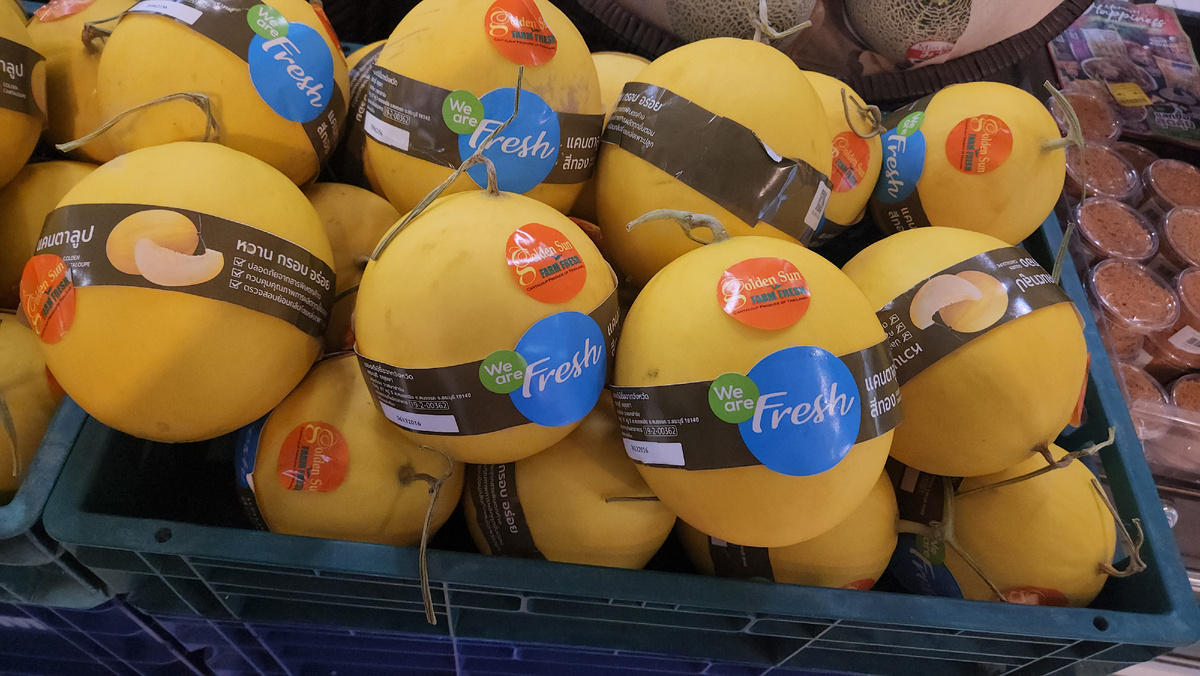 Дыни в супермаркете