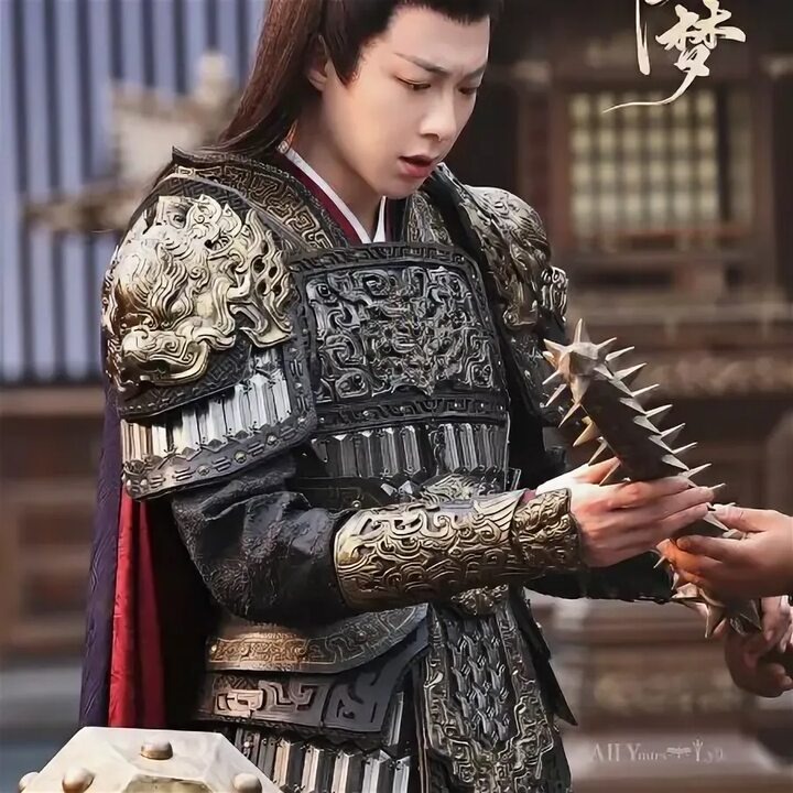 Трудный выбор 😉. Кадр из дорамы. Взято в открытом доступе. 