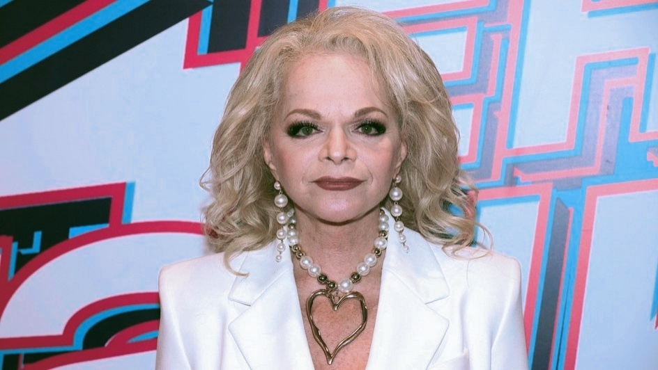 Из открытых источников в интернете. Лариса Долина. 