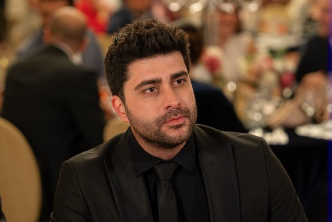 Кадр из сериала  "Клюквенный щербет"