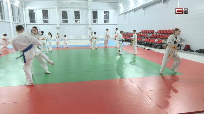    Какие секции открыли в трех новых спорткомплексах Сургута