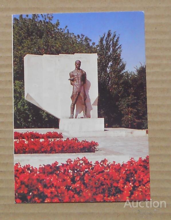 памятник Карою Лигети в Омске был демонтирован в 2001-ом году; листать галерею