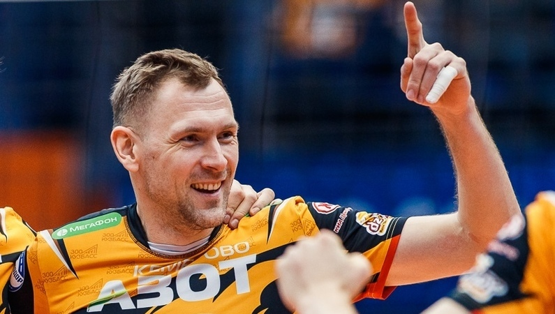 Михаил Щербаков