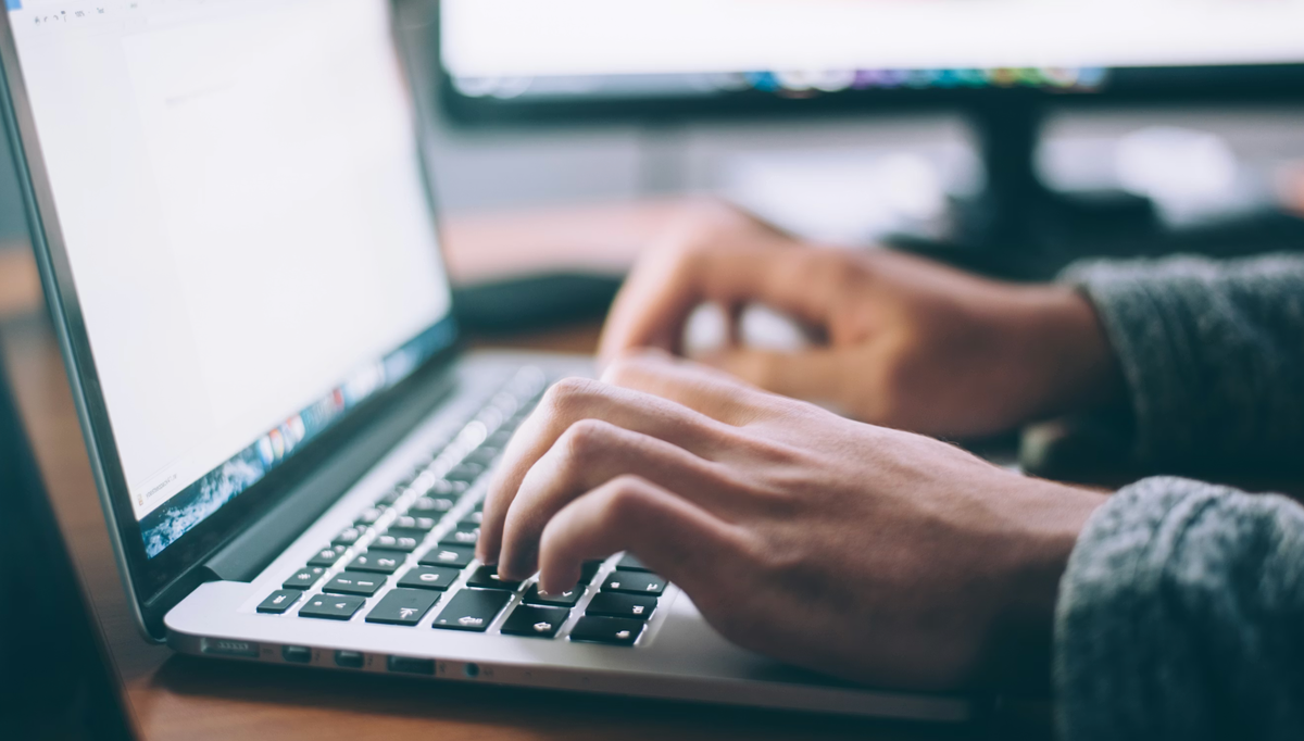     Glenn Carstens-Peters/Unsplash